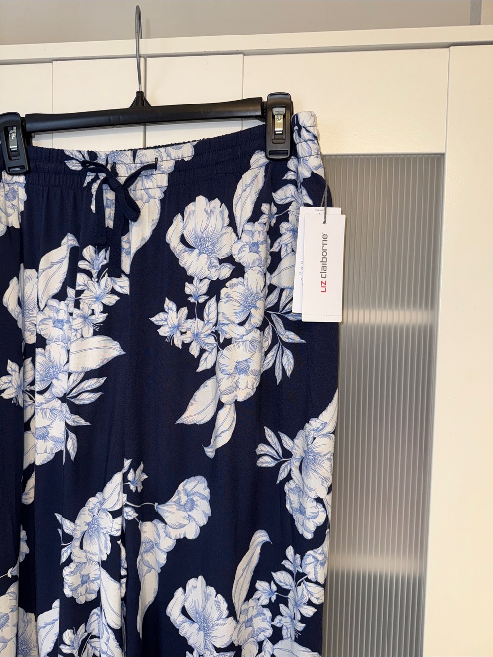 Liz Claiborne Navy Floral Pants